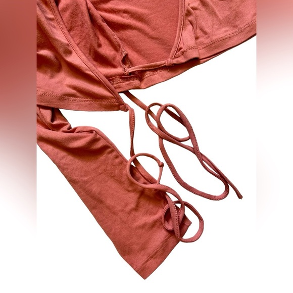 Forever 21 cotton long sleeve Wrap around - Picture 4 of 5